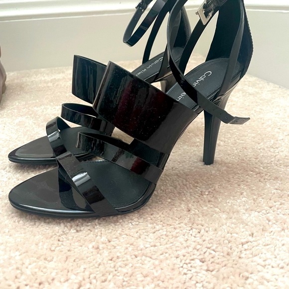 Calvin Klein heels - Picture 2 of 4